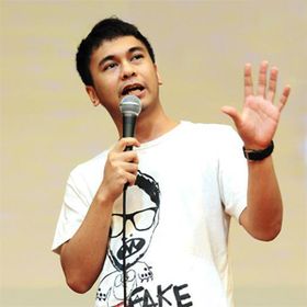 Quotes Raditya Dika Terpopuler Fenomenal - All About Reviews