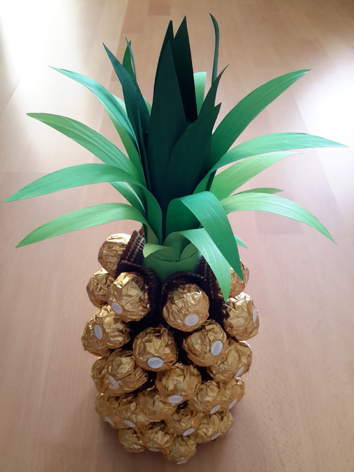 Bastelpause Rocher Ananas