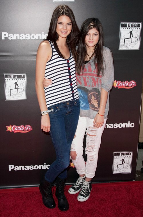 I can finally confirm that the gorgeous Kendall and Kylie Jenner will be