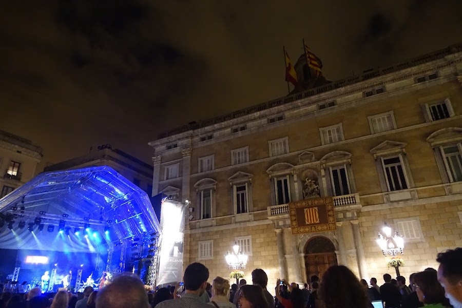 メルセ祭　サン・ジャウマ広場（Plaça de Sant Jaume）