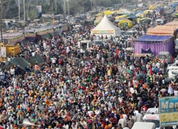 किसानों के भूख हड़ताल के ऐलान से सियासी सरगर्मी बढ़ी,दुष्यंत चौटाला ने राजनाथ के साथ की बैठक