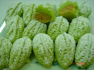 Yochana's Cake Delight! : Kueh Makmur