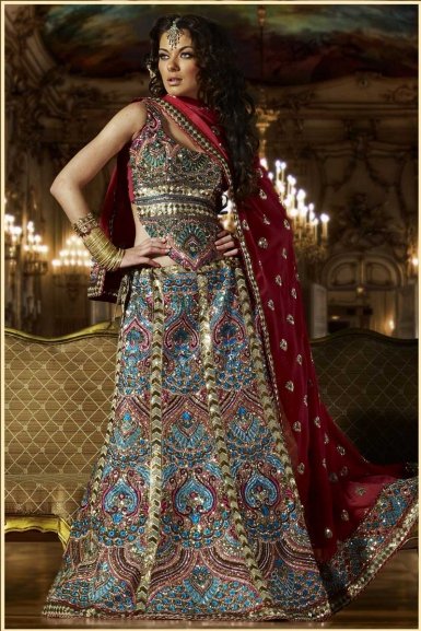 Elegant Blue Wedding Saree' With Red Duppata