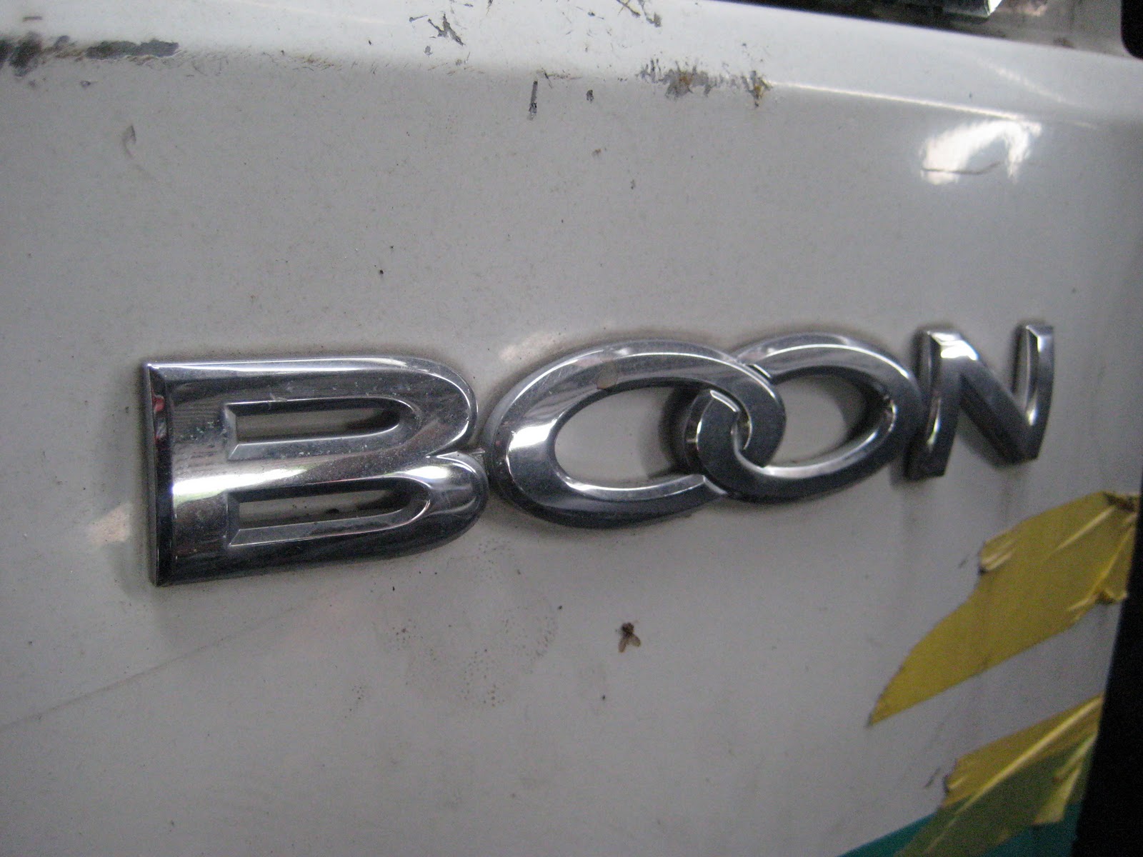 BESIHITAM AUTOPARTS: Rear Bonnet Daihatsu Boon