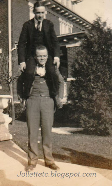 Mac and Skeeter at Lucas's house 1925 https://jollettetc.blogspot.com