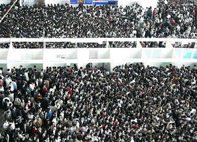 crowded shenzhen job fair