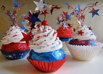  Do you know that cupcakes made extremely for a certain occasion like labor day holiday is unusually delicious!