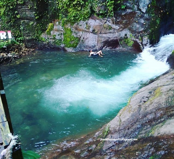 [http://FindWisata.blogspot.com] Seribu Pesona Keindahan Air Terjun Curug Bidadari Bogor 