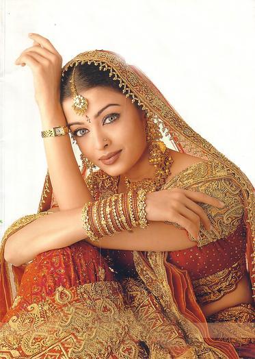 Aishwarya Rai Wedding Dress Pictures Photos Wallpapers