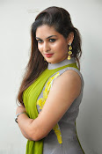 Prayaga Martin Glamorous photos-thumbnail-18