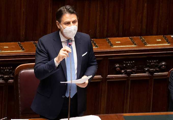 La Camera dà la fiducia al Governo. Conte: "Crisi incomprensibile, chi ha a cuore l'Italia ci aiuti"