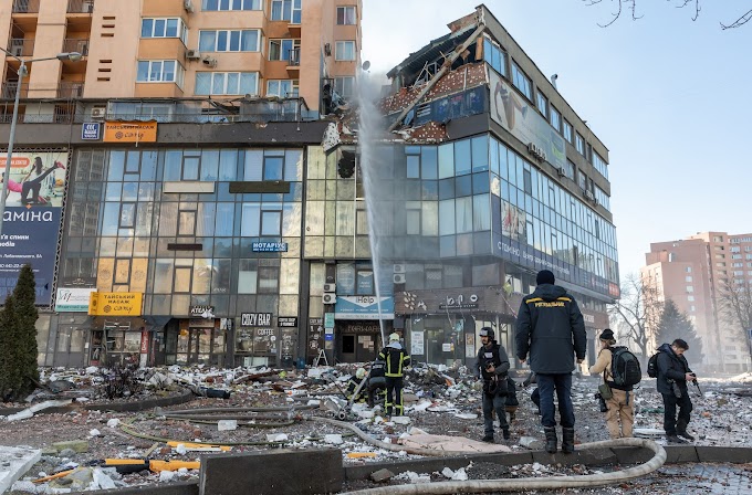 Ucraina: esplosioni a Dnipro. Mosca: bene sforzi pace del Vaticano