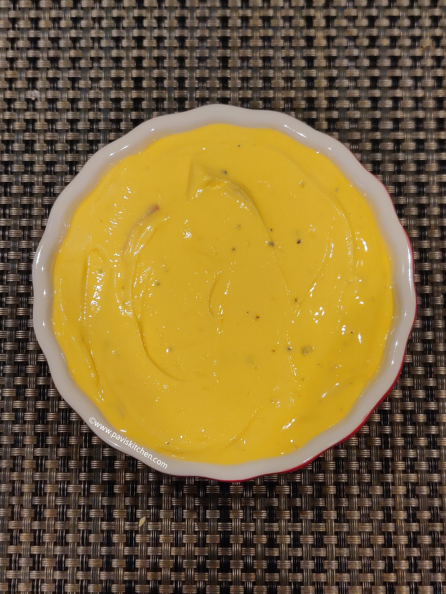 Shrikhand recipe | Gujarati shrikhand sweet | Kesar elaichi shrikhand - greek yogurt