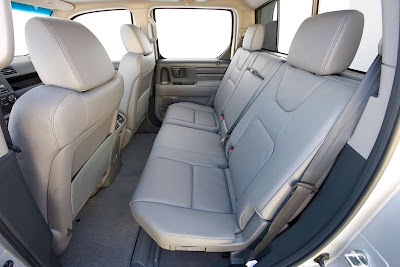 2011 Honda Ridgeline Backseat