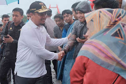 Andi Sudirman Tinjau Jembatan Kembar di Gowa