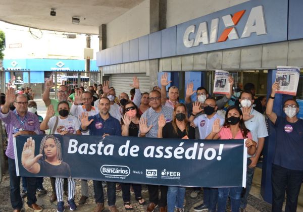 Após escândalo de assédio, funcionários da Caixa protestam na capital baiana