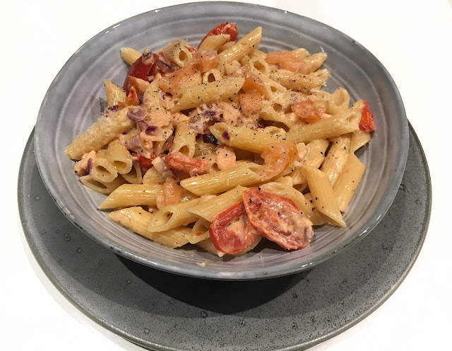 Penne with Smoked Salmon and Cherry Tomatoes