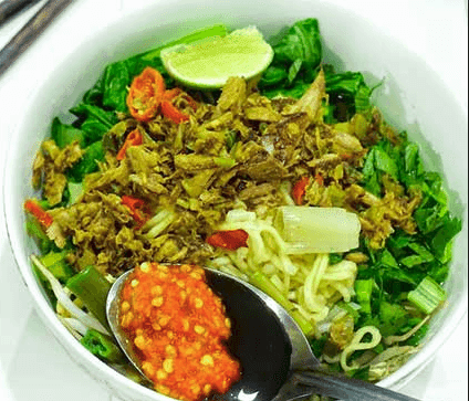 MIE KUAH CAKALANG