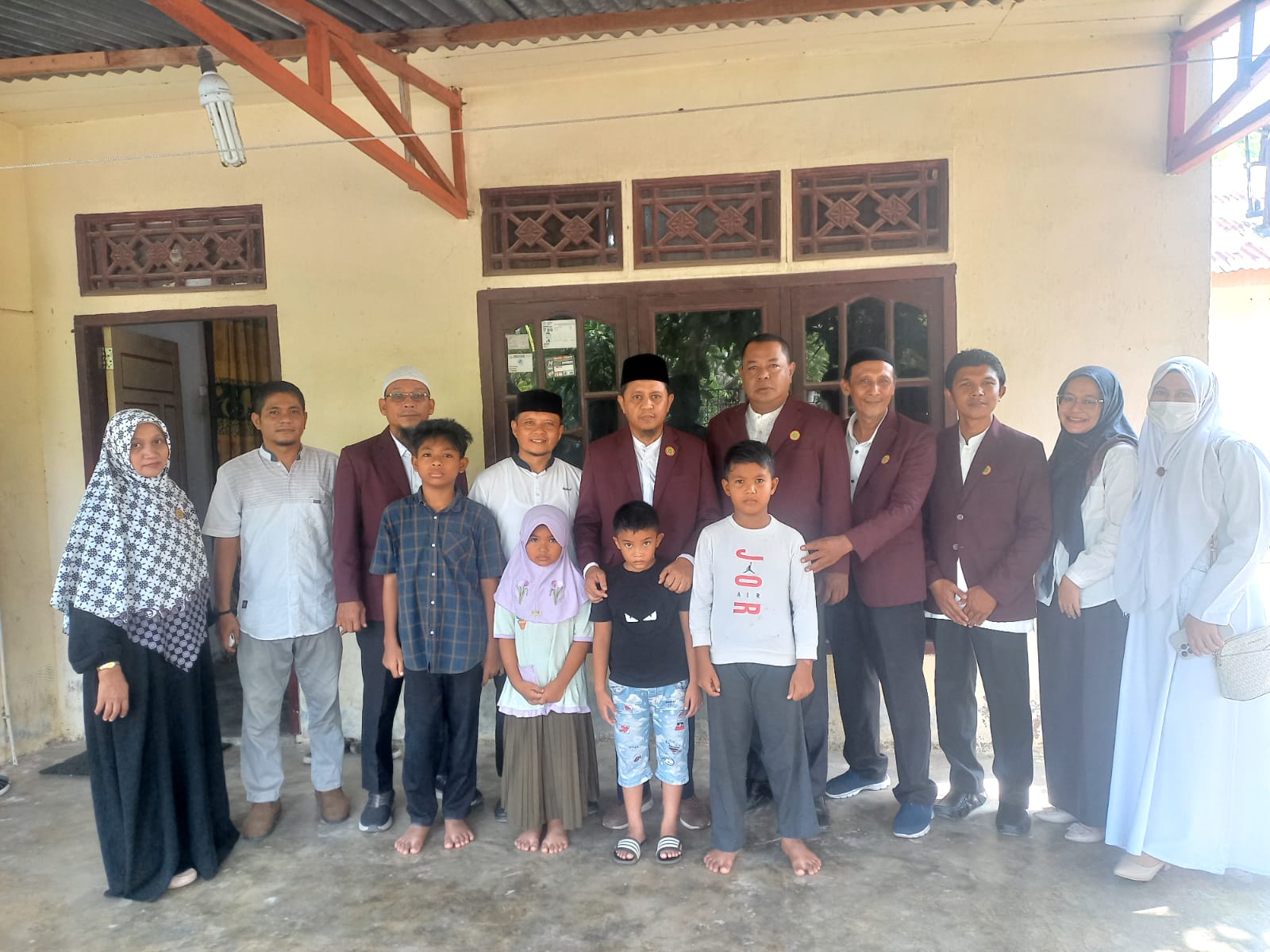 Semarakkan HUT ke-50, PPNI Bireuen Santuni Puluhan Anak Yatim