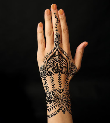 latest mehendi design