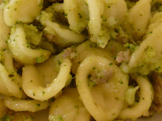 orecchiette broccoli e salsiccia