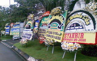 bunga papan duka cita