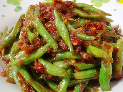 Izah Muffin Lover: Kacang Panjang Goreng Bersambal