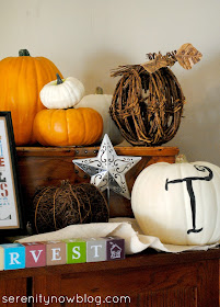 Simple Thanksgiving Mantel (Fake Mantel), from Serenity Now 