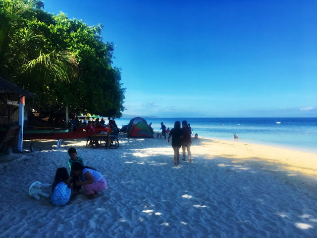 Lambug Beach is one of the best beach destinations in south Cebu. Situated before reaching Kawasan Falls in Badian Cebu