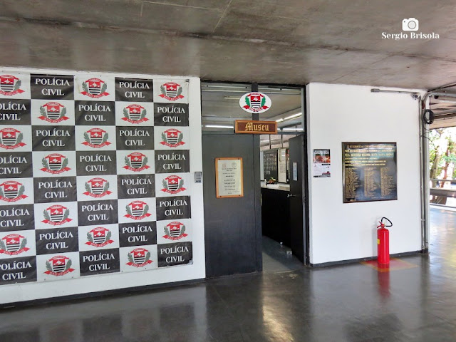 Vista da entrada do Museu da Polícia Civil - Butantã - São Paulo