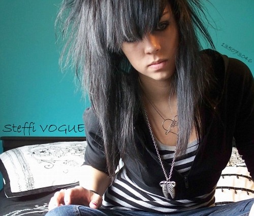 emo hair color pictures. emo hair color pictures