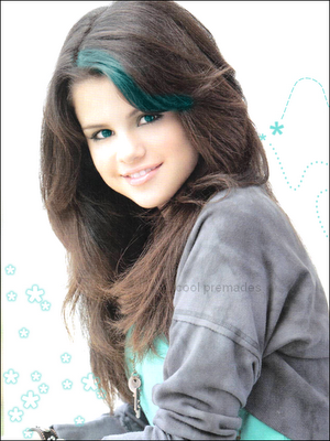 selena gomez hair color highlights. Selena Gomez