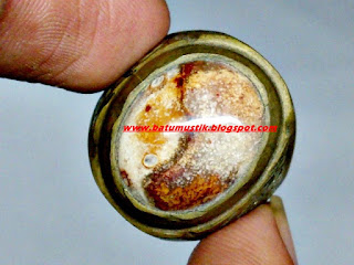 akik-nyim-nyang-mustika-nyim-nyang-mustika-sakral-wingit-berkhodam-bertuah-pancawarna-antik-berseni-agate-