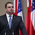 Propositura de Roberto Cidade que incentiva a contratação de mães solo é transformada em lei