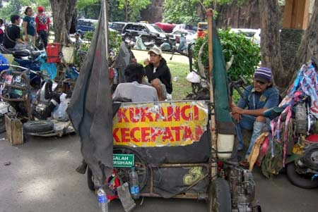 Foto Modifikasi Vespa Gembel Keren Unik Nyentrik - Variasi 