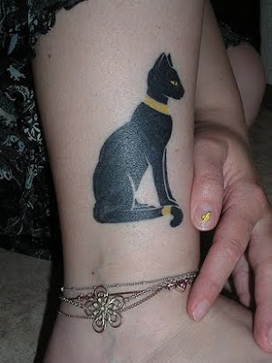 TATUAJES EGIPCIOS EN LA PIERNA, GATO EGIPCIO