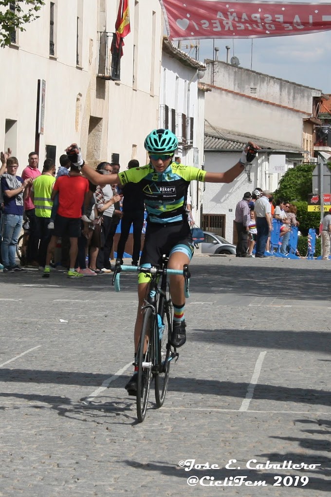 Triunfo en el Memorial Mariano Diaz para Carolina Vega