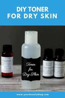 How to make homemade toner for dry skin.  This witchhazel toner also has helichrysum and vetiver essential oils.  Toner DIY only has four ingredients.  Toners face help tighten the skin so pores look smaller.   This facial toner recipe is easy to make in just a few minutes.  Use a natural toner skin twice a day after washing.  Face toners help restore your skin’s pH balance.  A home made toner can save you a lot of money.  #diy #beauty #toner #vetiver #helichrysum