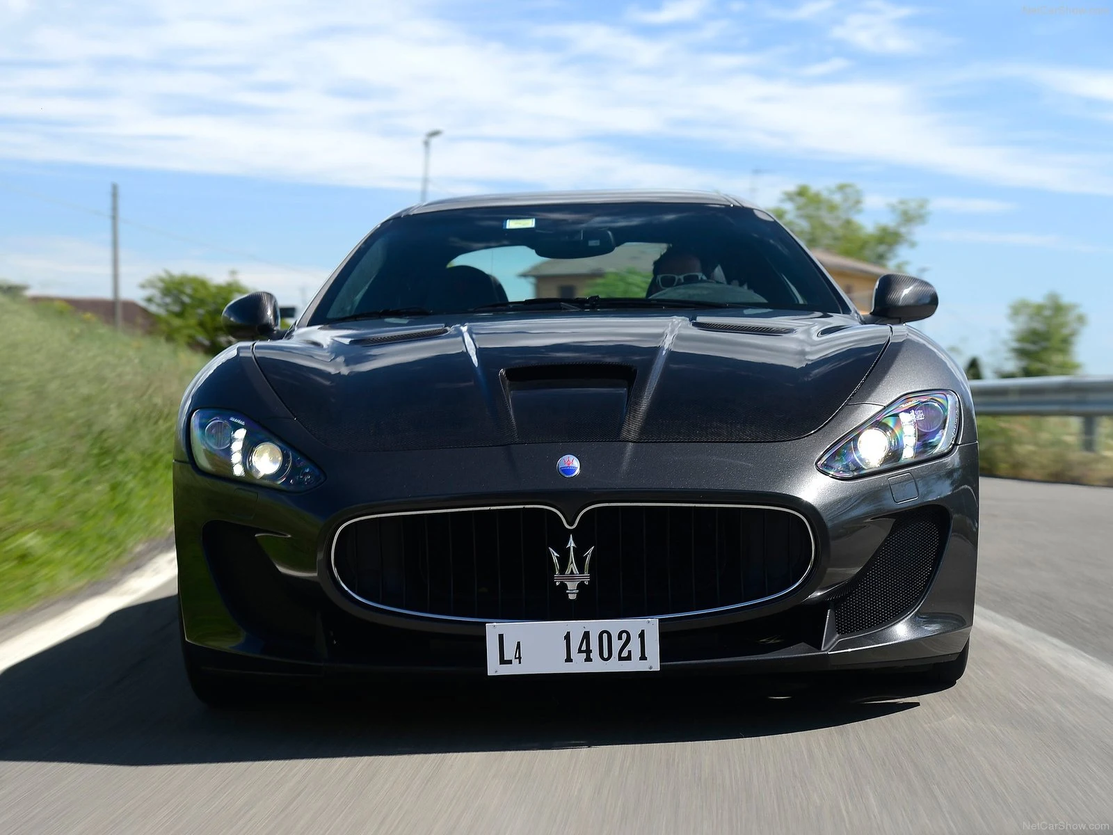 Hình ảnh siêu xe Maserati GranTurismo MC Stradale 2014 & nội ngoại thất