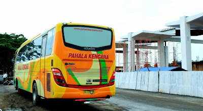 Foto Bis Pahala Kencana Jetbus Orange Adiputro