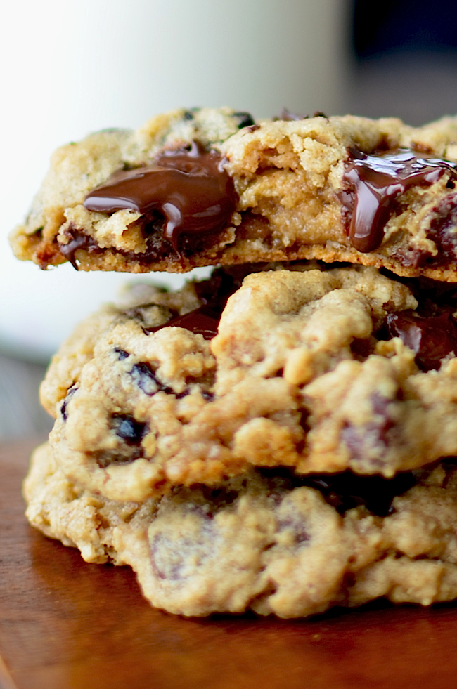 http://www.yammiesnoshery.com/2015/01/the-best-gluten-free-oatmeal-cookies.html