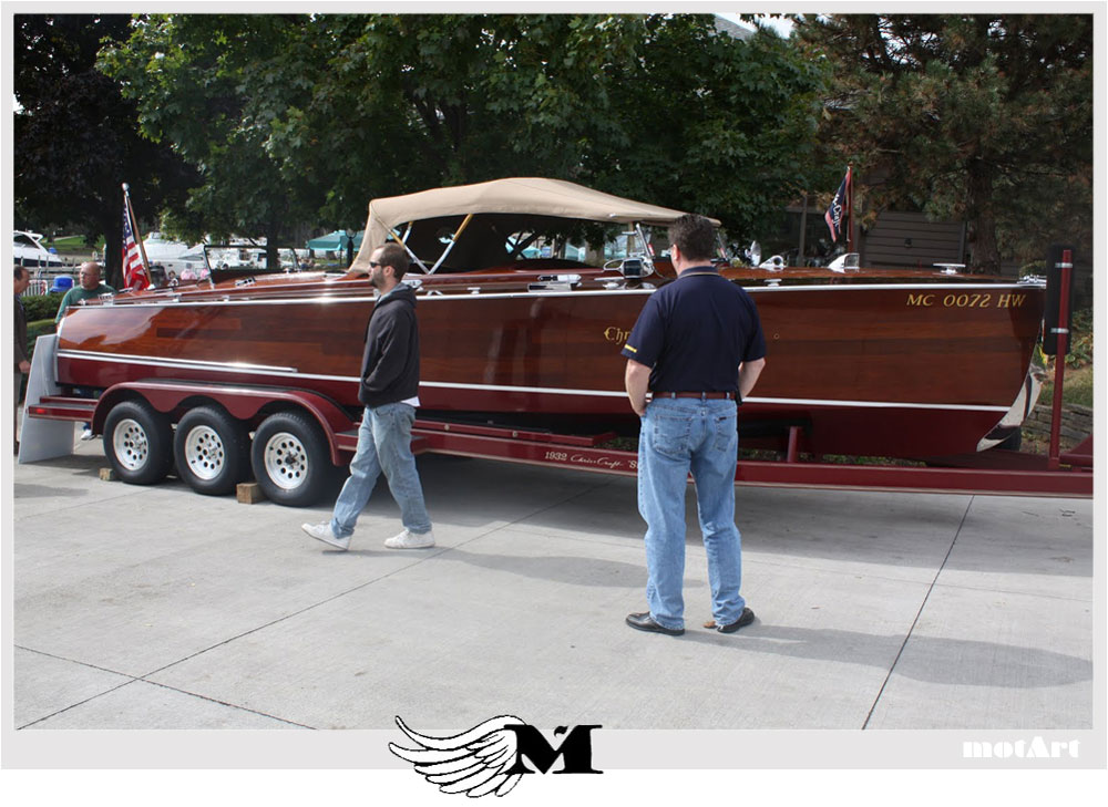 chris craft wood boat