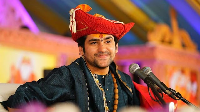  पंडित धीरेंद्र शास्त्री का मुंह काला करने की धमकी