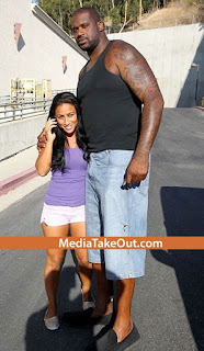 ex -nba- shaq oneal a los besos con su esposa