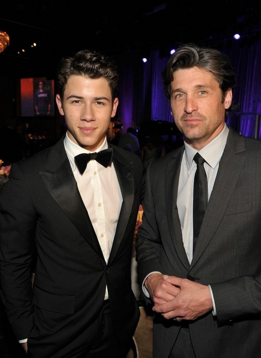 Nick Jonas y Patrick Dempsey contra el Alzheimer