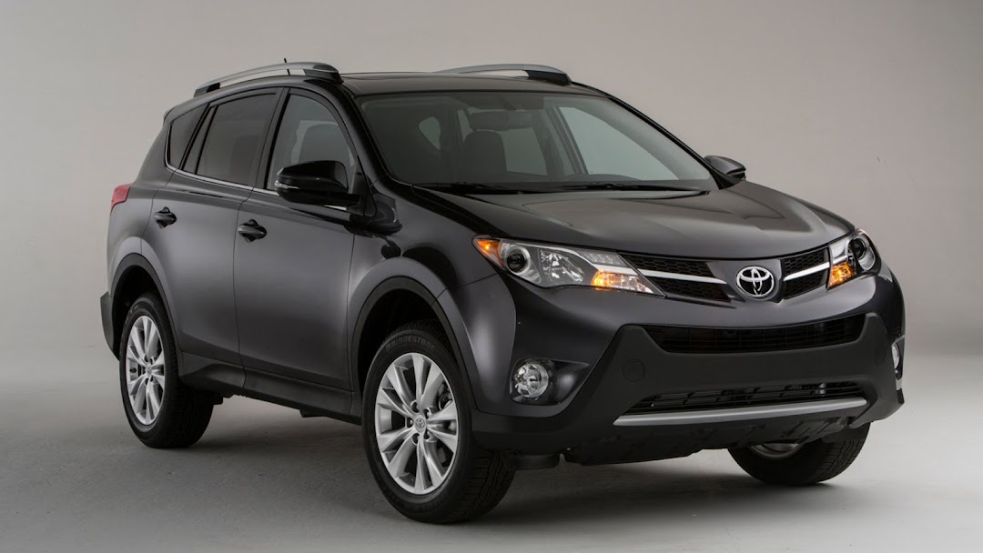 2013 Toyota RAV 4 HD Wallpaper 5