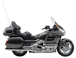 2010 Metallic Titanium Honda Gold Wing GL18HPM Audio Comfort