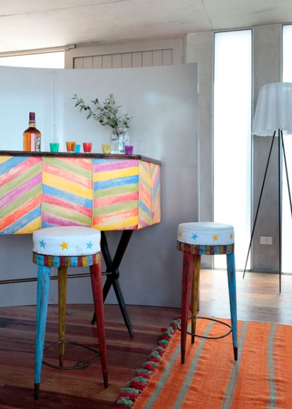 Blog de decoracion chic and deco os muestra casa de diseño abierto con un interior vitalista y colorido