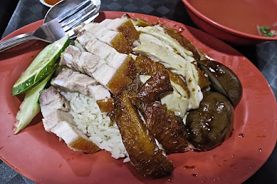 Xiang Ji Hainanese Chicken Rice, Porridge and Noodle (香記海南雞飯, 粥, 面), chicken rice roast pork egg
