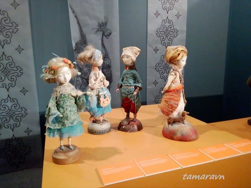 Выставка «Ульгер. Куклы семьи Намдаковых»